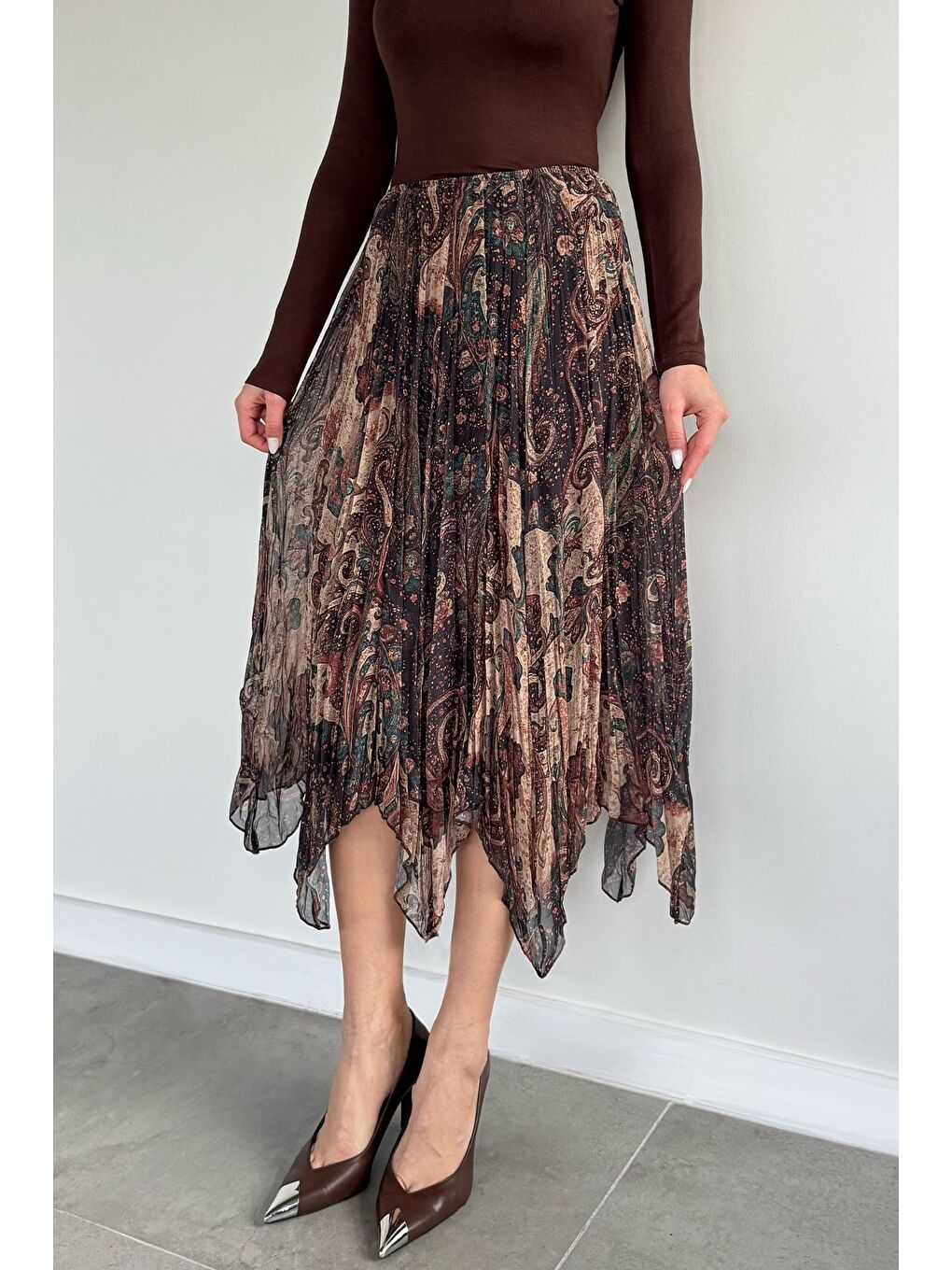 Kahverengi Kadın Astarlı Şal Desenli Asimetrik Kesim Etek-2