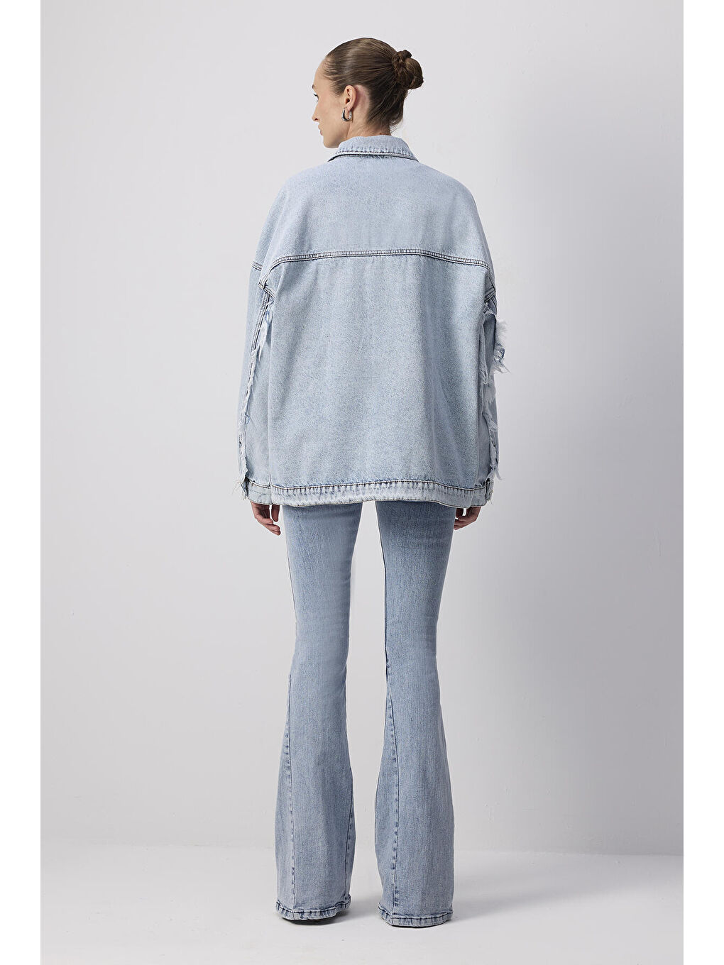 Mavi Püskül Detaylı Denim Ceket-4