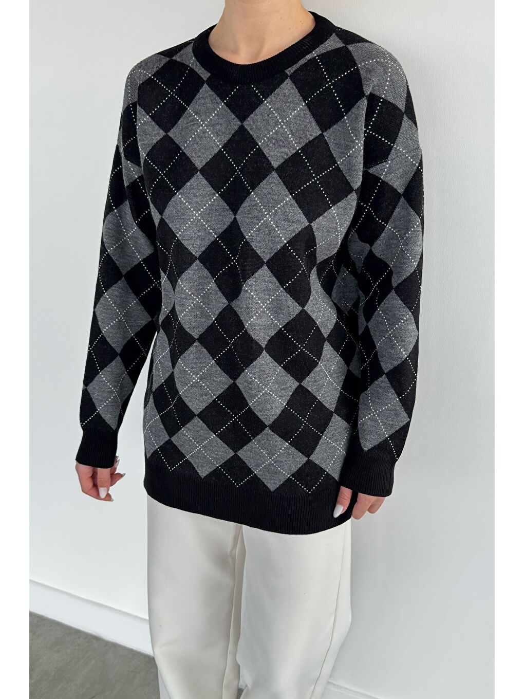 Gri Kadın Ekose Desenli Bisiklet Yaka Triko Kazak