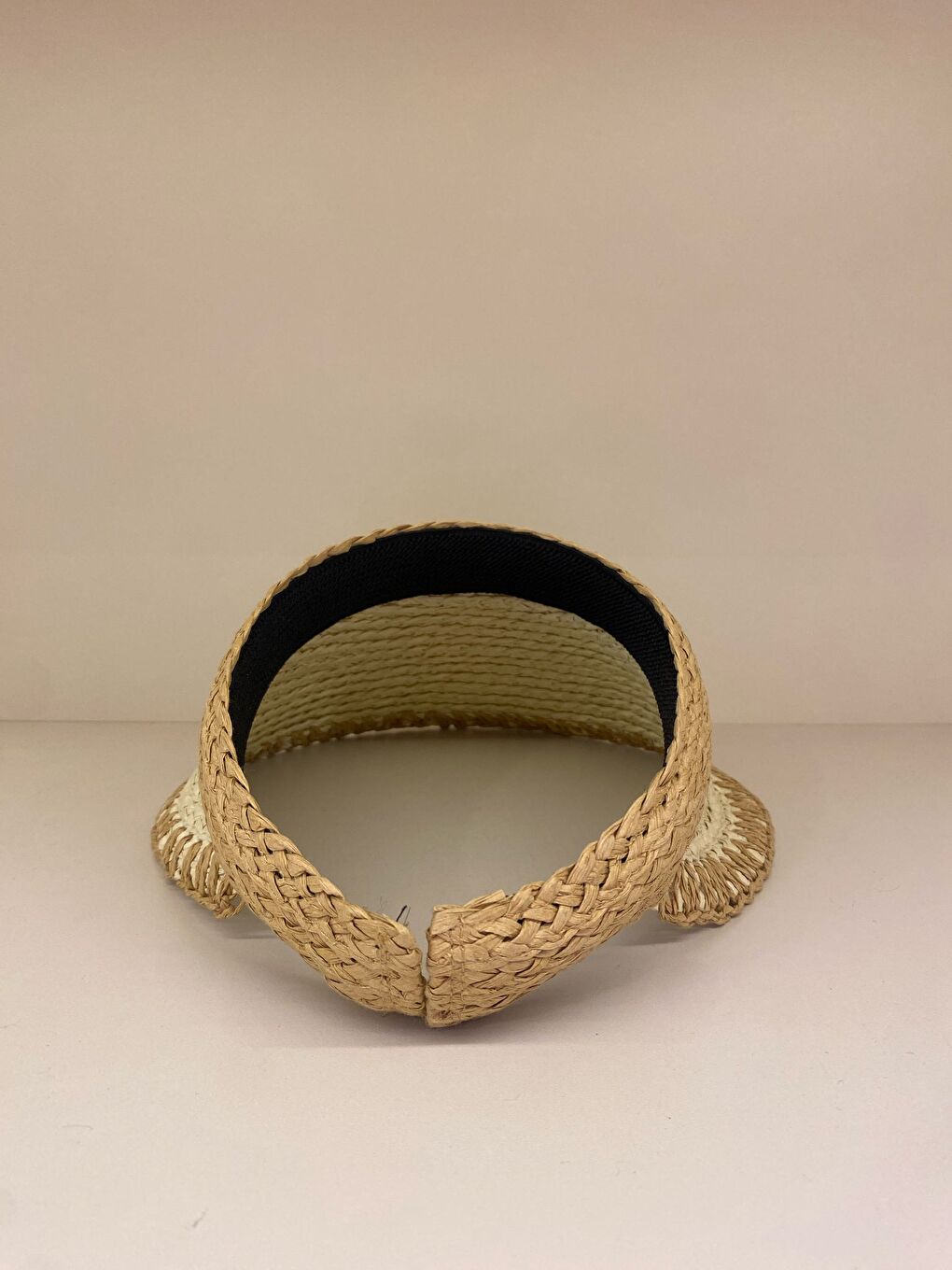 Bej Zigzag Biye Detaylı Hasır Vizör Şapka Güneş Koruyucu Özellikli Günlük Kullanıma İdeal HSR2104-2