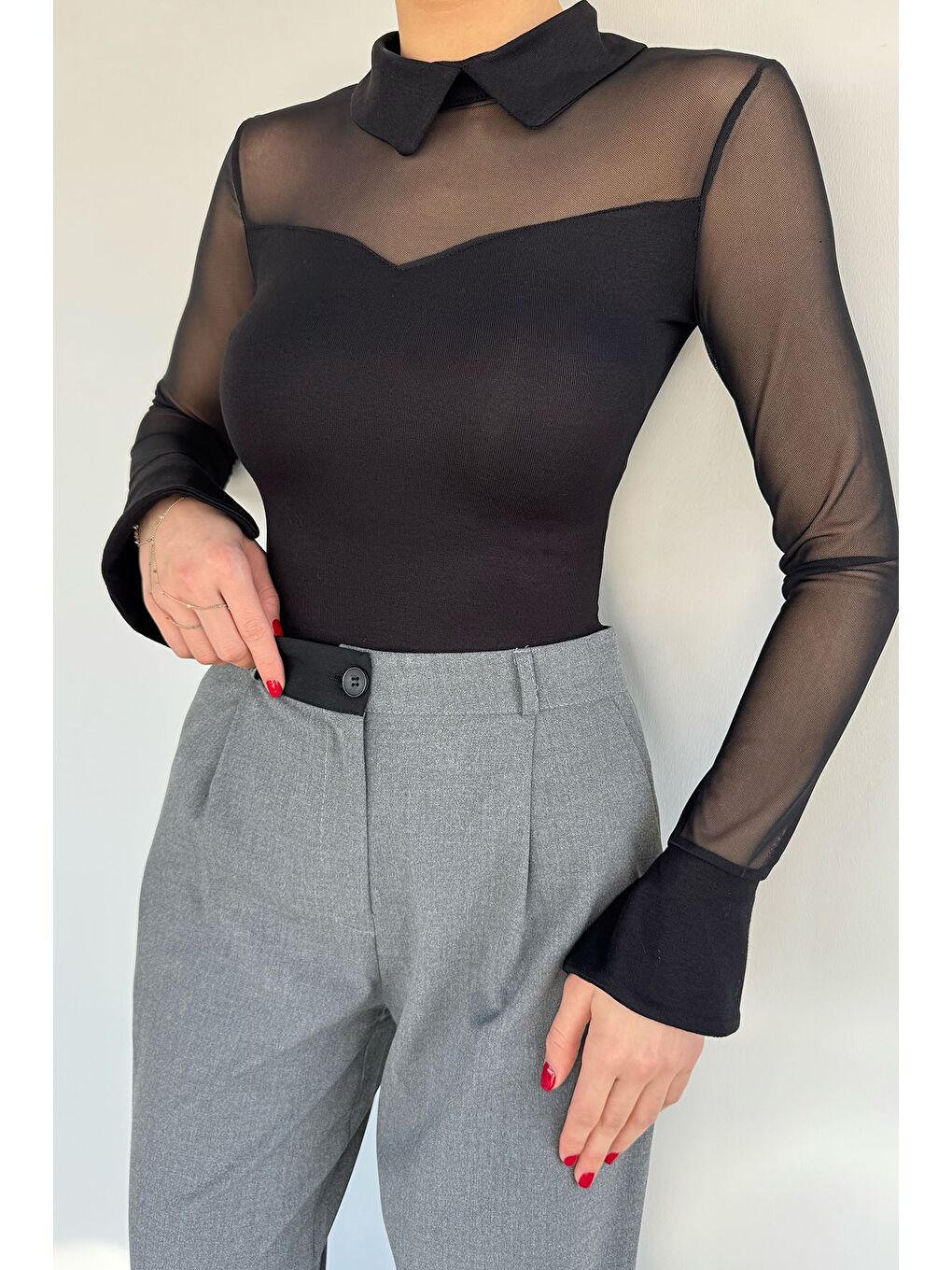 Siyah Kadın Polo Yaka Tül Garnili Elastanlı Bluz-2