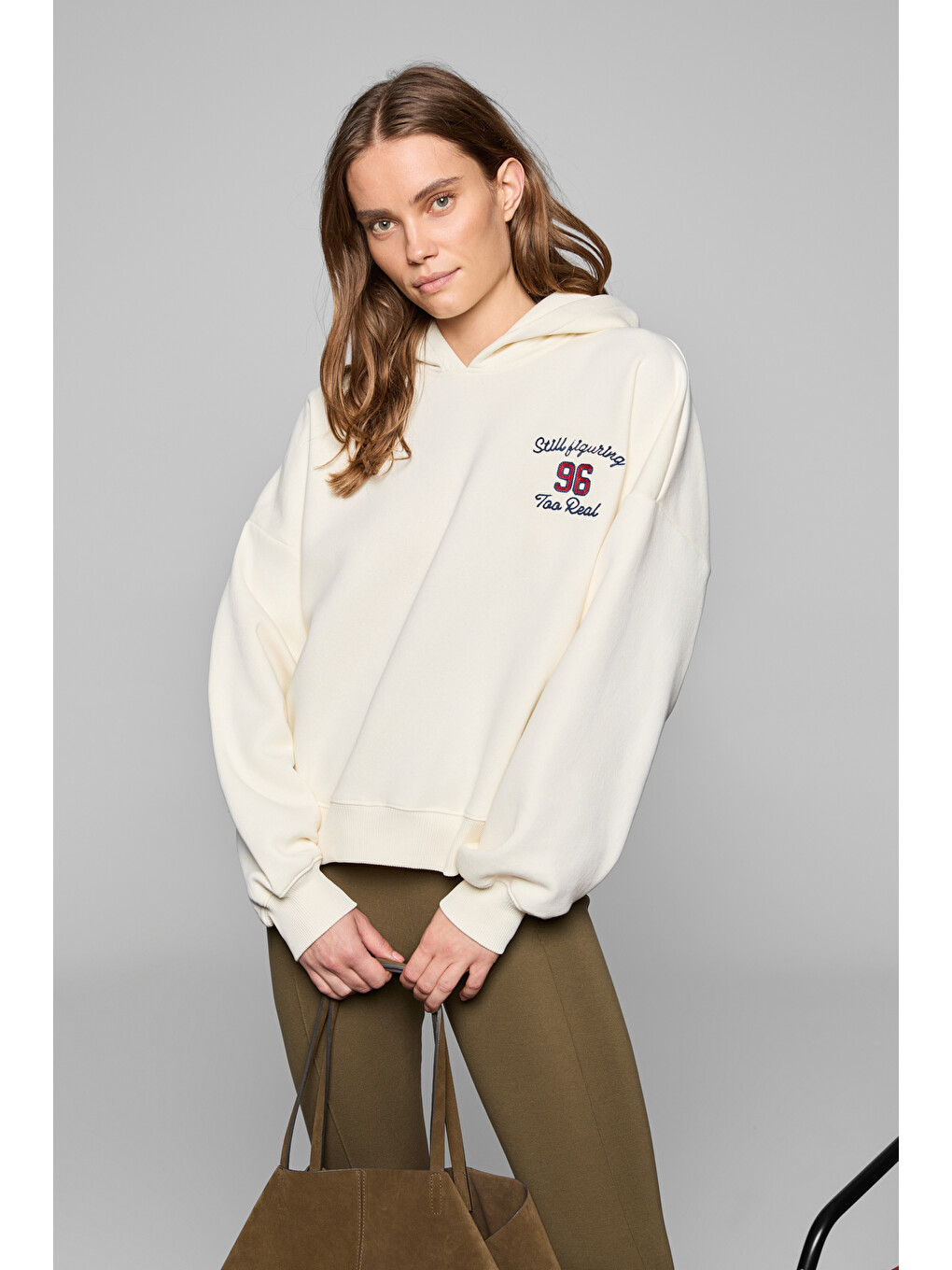 Luxe Kadın Renk Nakışlı Ve Arkası Baskı Detaylı Kapüşonlu Ekru Sweatshirt-4