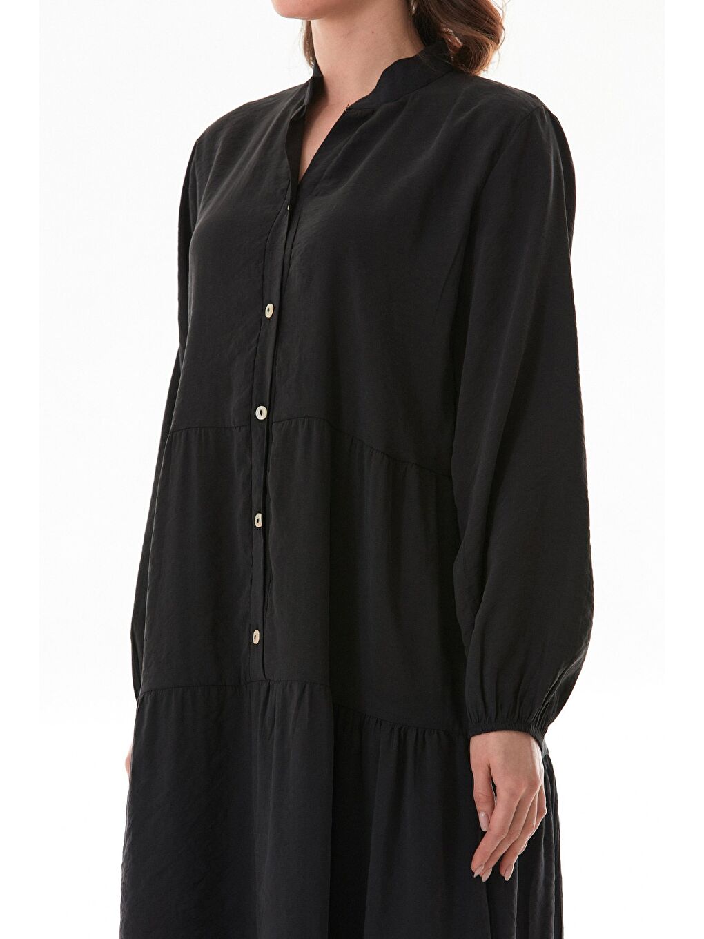 Siyah Fullamodest Kolları Lastikli Dik Yaka Elbise-4