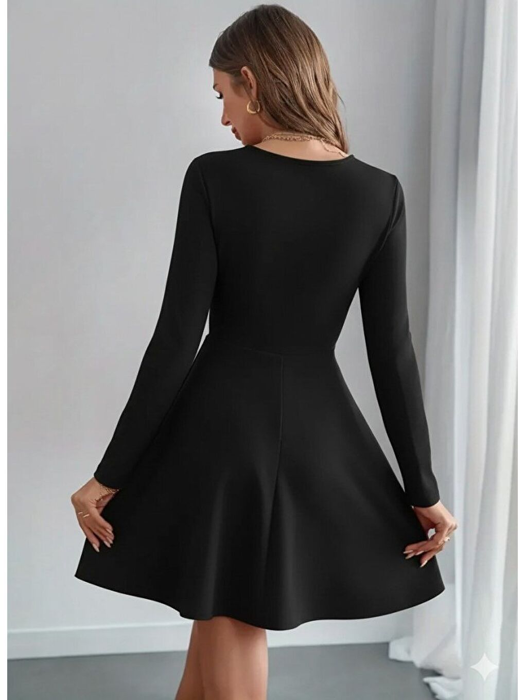 Siyah Kadın Uzun Kollu Inci Yakalı Kısa Ithal Krep Elbise-1