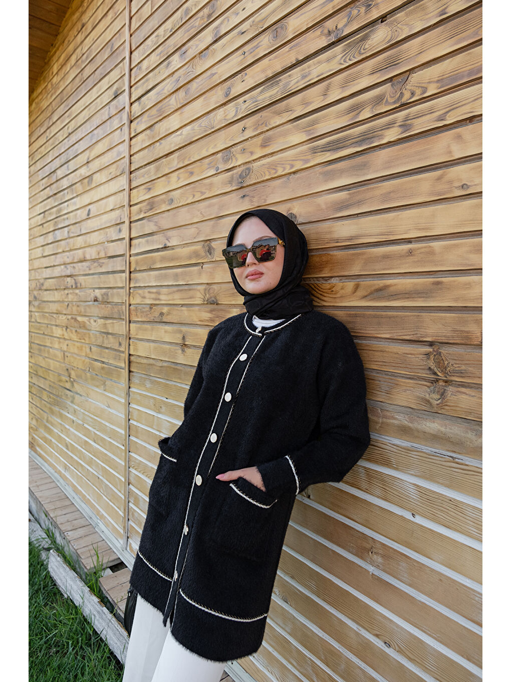 Kadın Bisiklet Yaka Triko Ceket Siyah-1