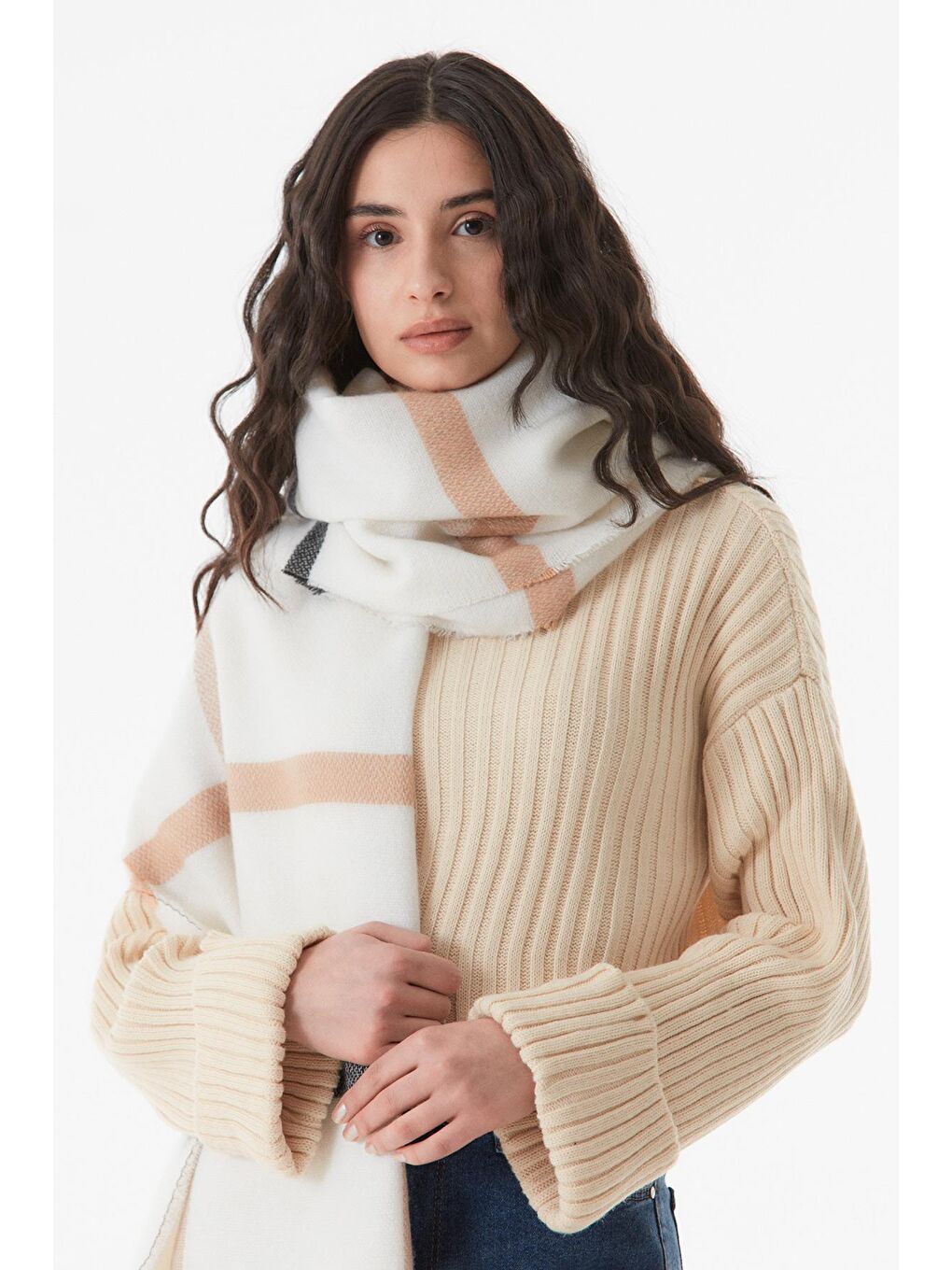 Sarı Çizgili Yumuşak Dokulu Şal-4