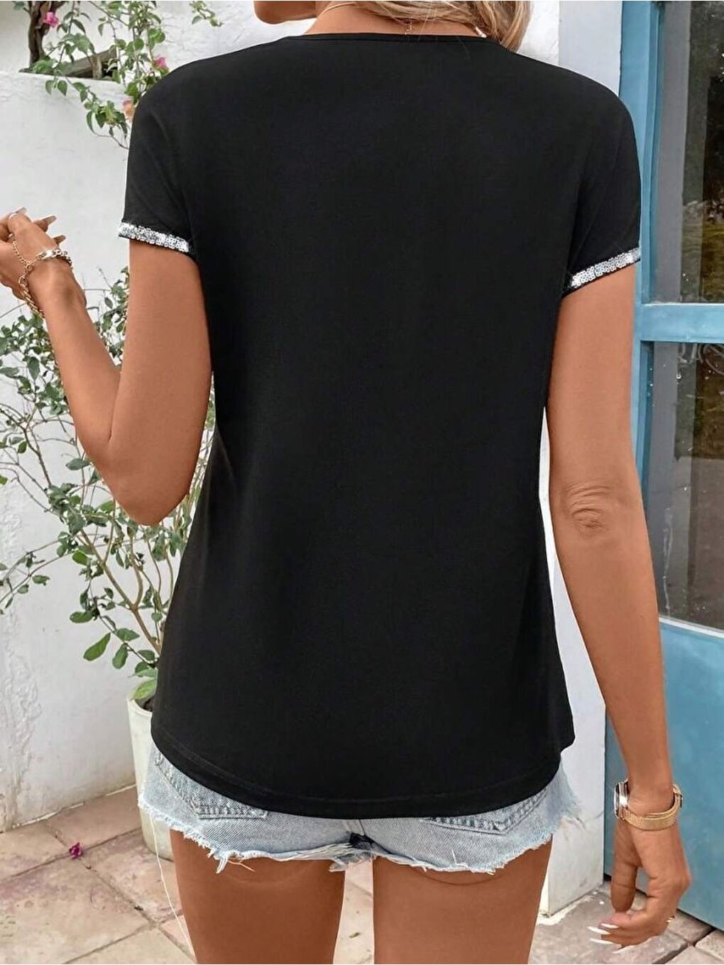 Siyah Kadın Kısa Kollu önden Fermuarlı Kol Ucu ışıltılı Viskon Bluz-4