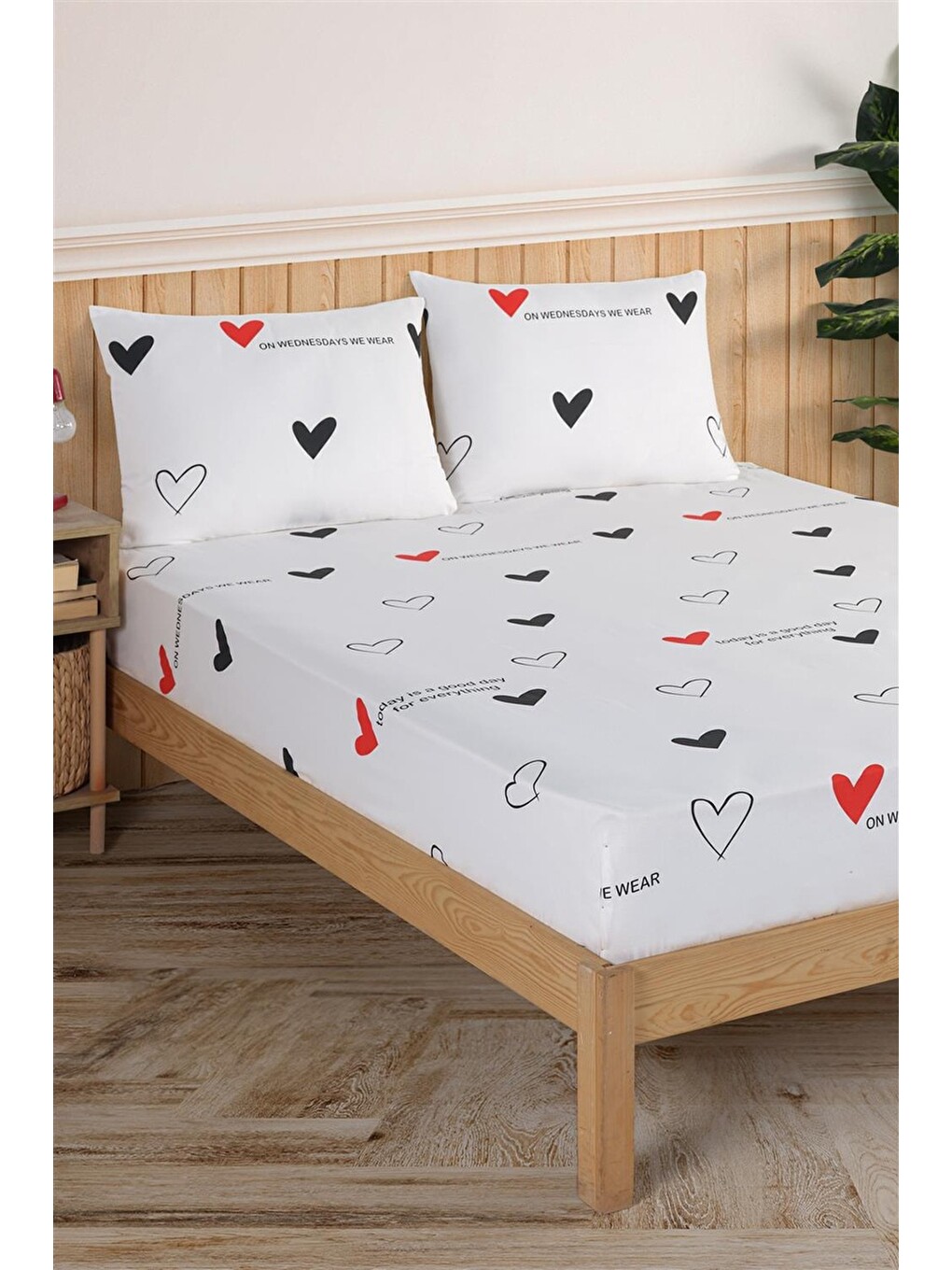 3 Parça Çift Kişilik Romantik Kalp ve Motto Yazı Desenli Lastikli Çarşaf Seti Beyaz-3