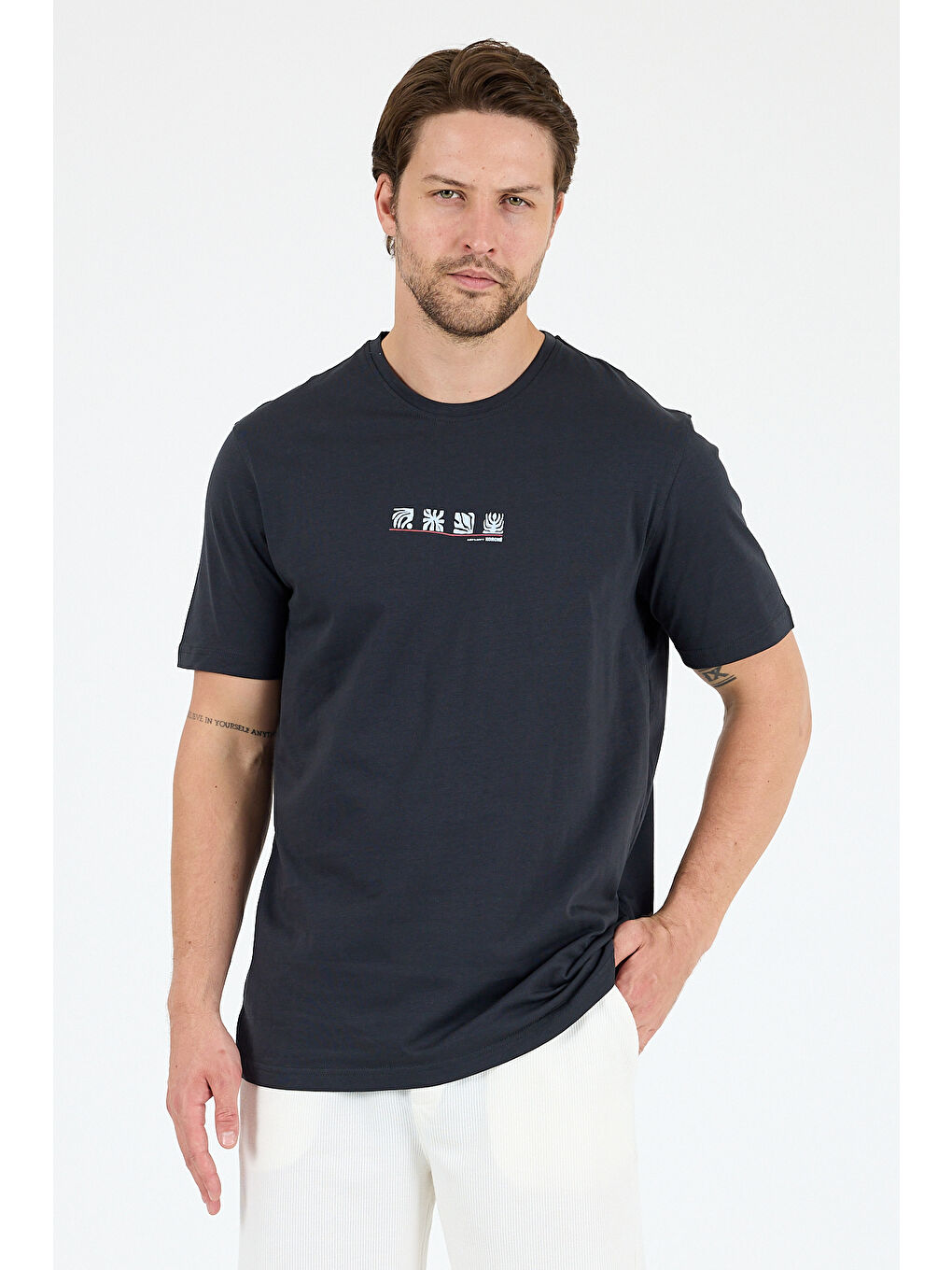 Antrasit Erkek %100 Pamuk Bisiklet Yaka Kısa Kollu Baskılı Tişört Rahat ve Günlük Tişört 0106-1