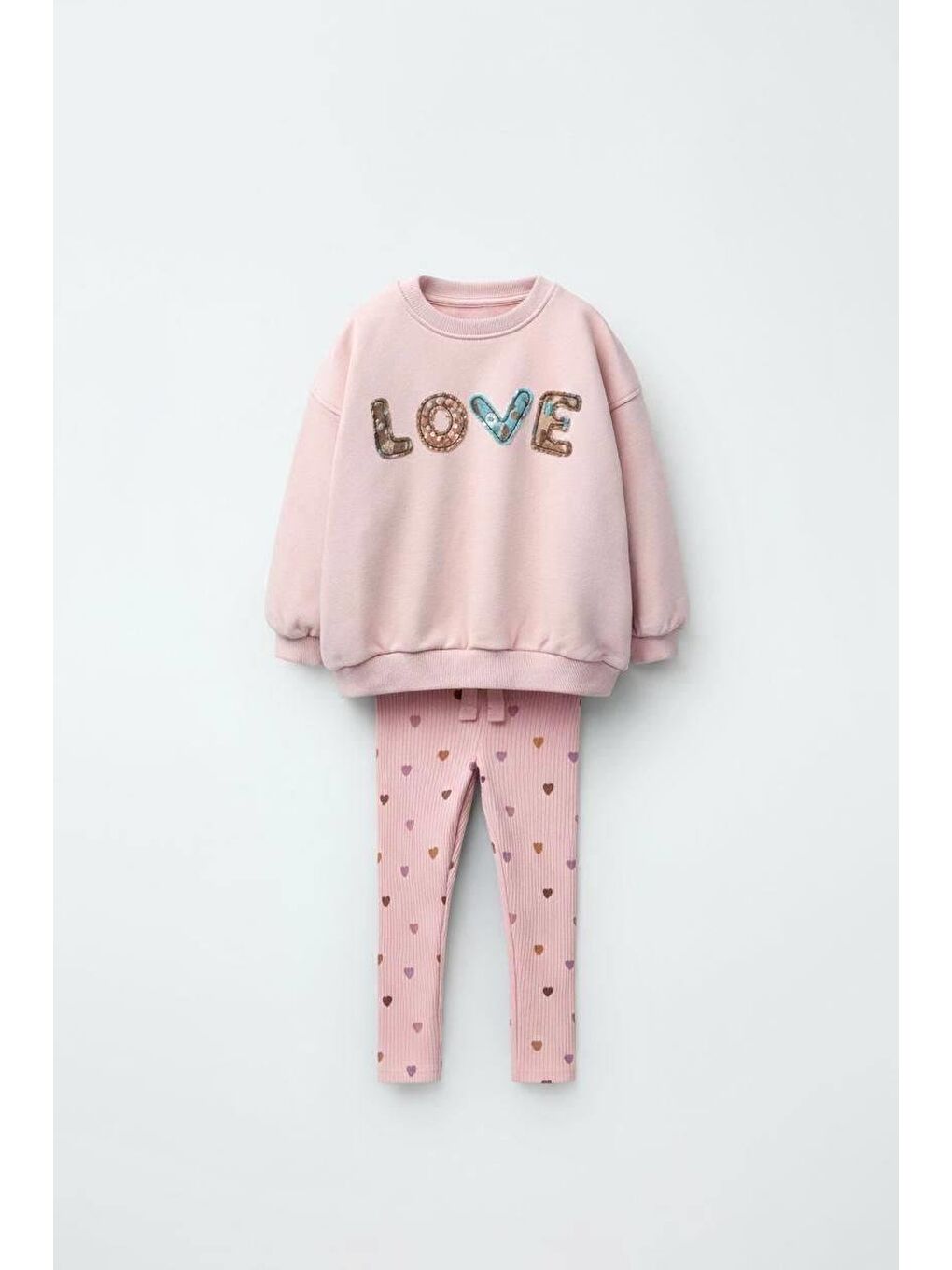 Kız Çocuk Pamuklu Pembe Love Nakışlı Sweatshirt Ve Kalpli Tayt Takım – 2'Li Rahat Günlük Set