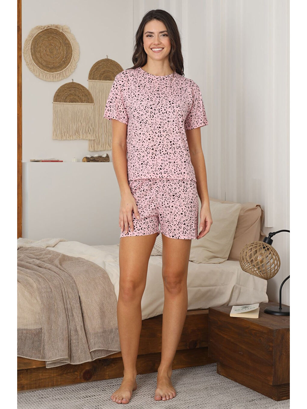 Pembe Leopar Desenli Şortlu Penye Pijama Takımı-1