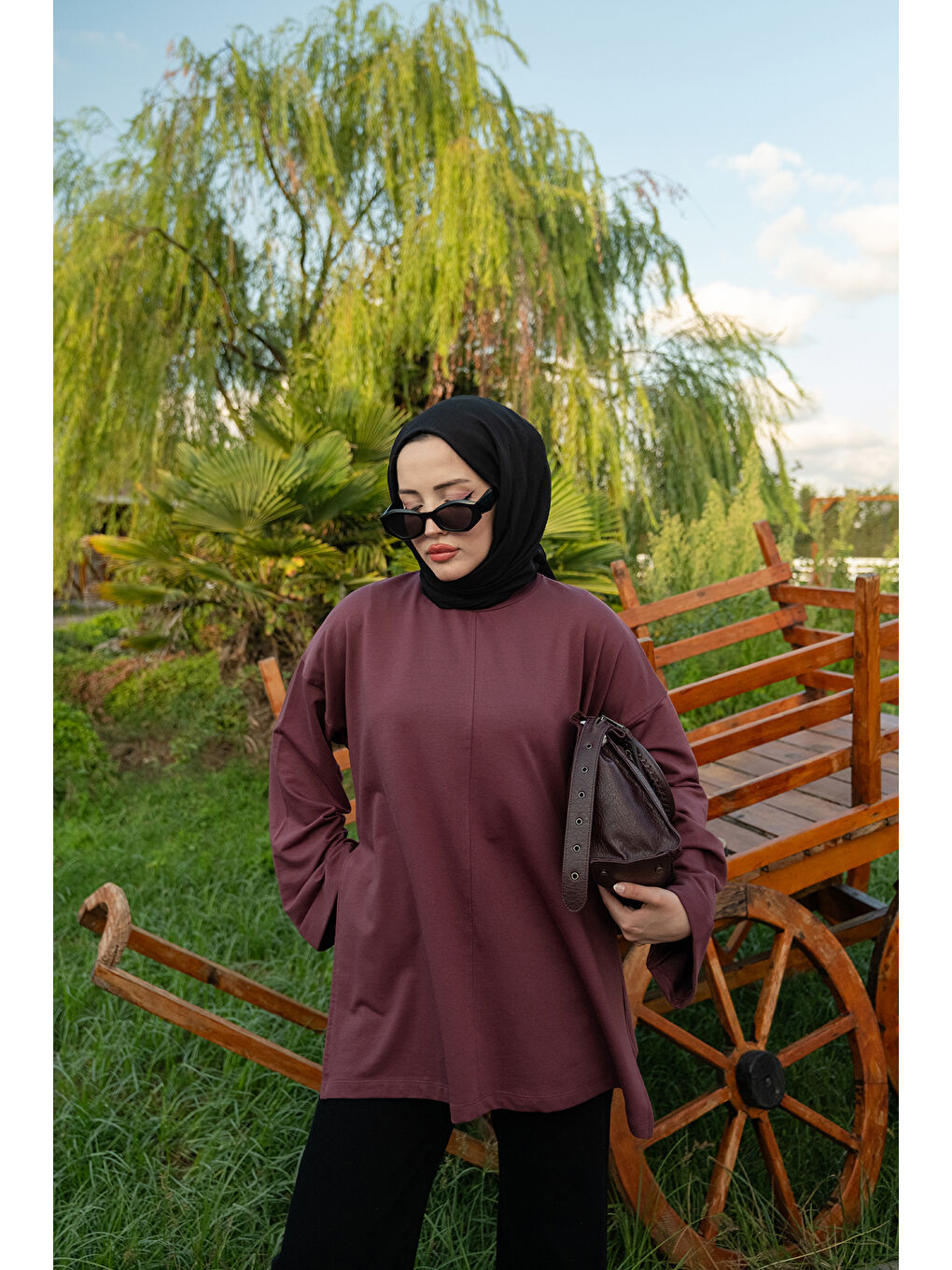 Mor Kadın Dikiş Detaylı Yırtmaçlı Tunik Vişne Çürüğü