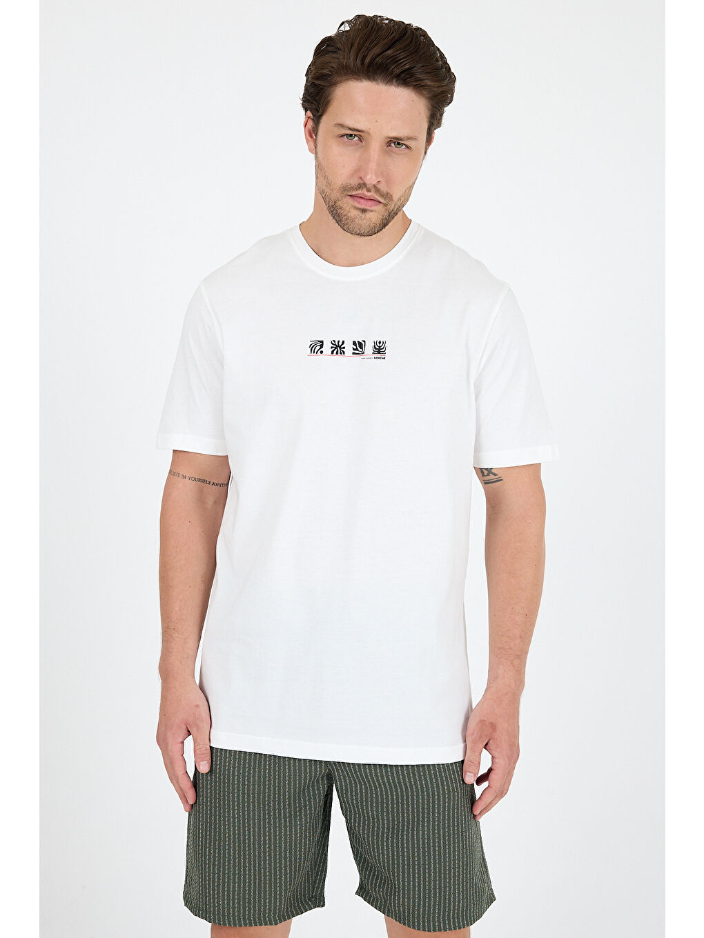 Ekru Erkek %100 Pamuk Bisiklet Yaka Kısa Kollu Baskılı Tişört Rahat ve Günlük Tişört 0106-2