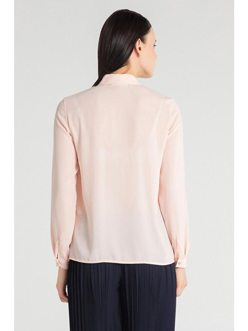 Pembe Yakası Boncuk Özellikli Gömlek-1