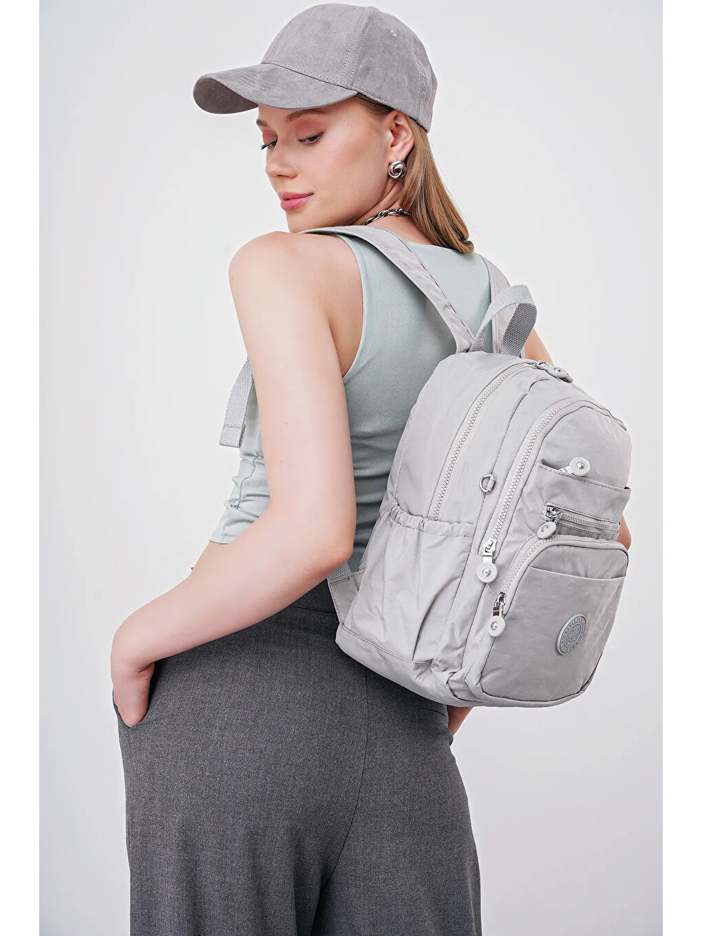 Gri Kadın Sırt Çantası BHPC6010-2