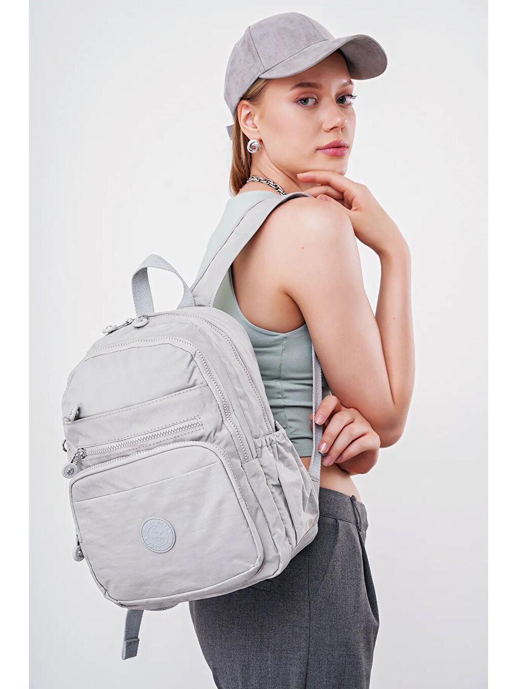 Gri Kadın Sırt Çantası BHPC6010-4