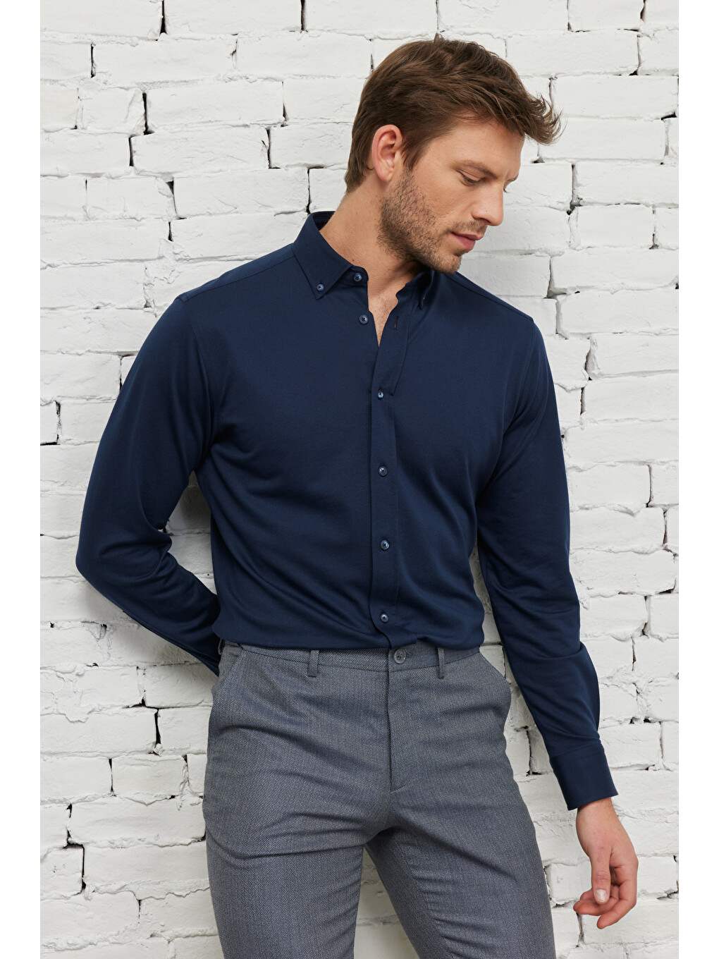 Erkek Lacivert Comfort Fit Geniş Kesim Düğmeli Yaka Pamuklu Gömlek