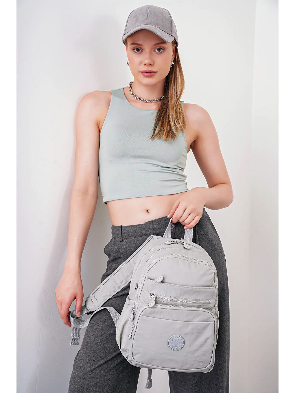 Gri Kadın Sırt Çantası BHPC6010-5