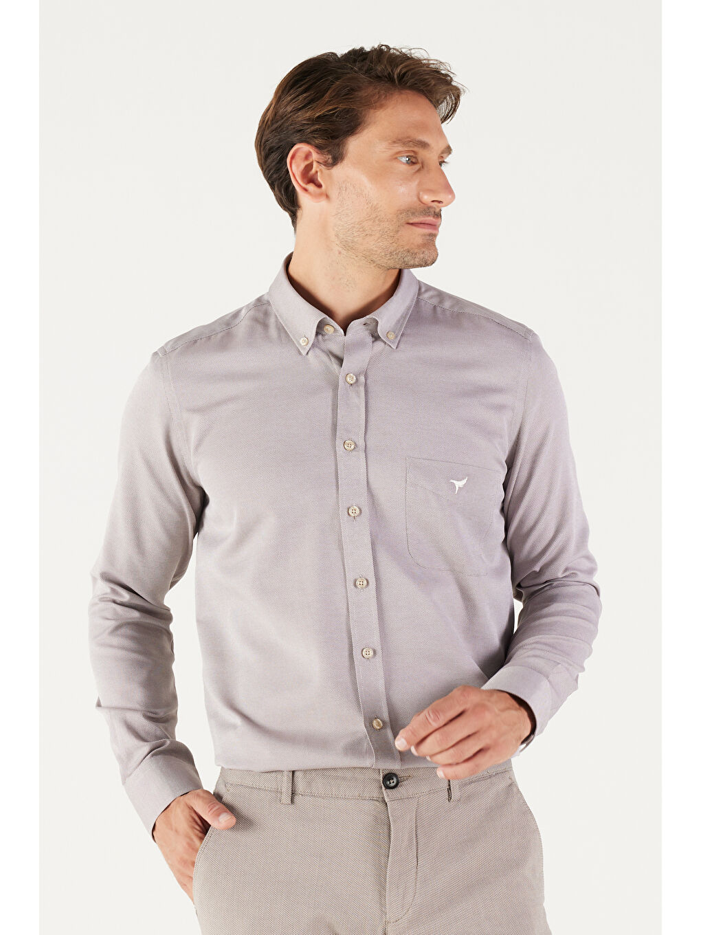 Erkek Kahverengi Slim Fit Dar Kesim Düğmeli Yaka Pamuklu Oxford Gömlek