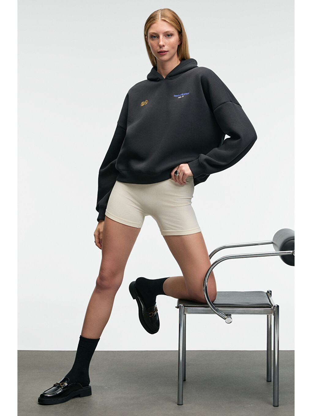 Luxe Kadın Renk Nakışlı Ve Arkası Baskı Detaylı Kapüşonlu Antrasit Sweatshirt-5