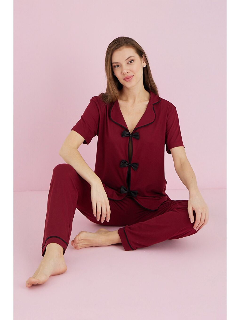 Bordo Fiyonklu Gömlek Yaka Pijama Takımı