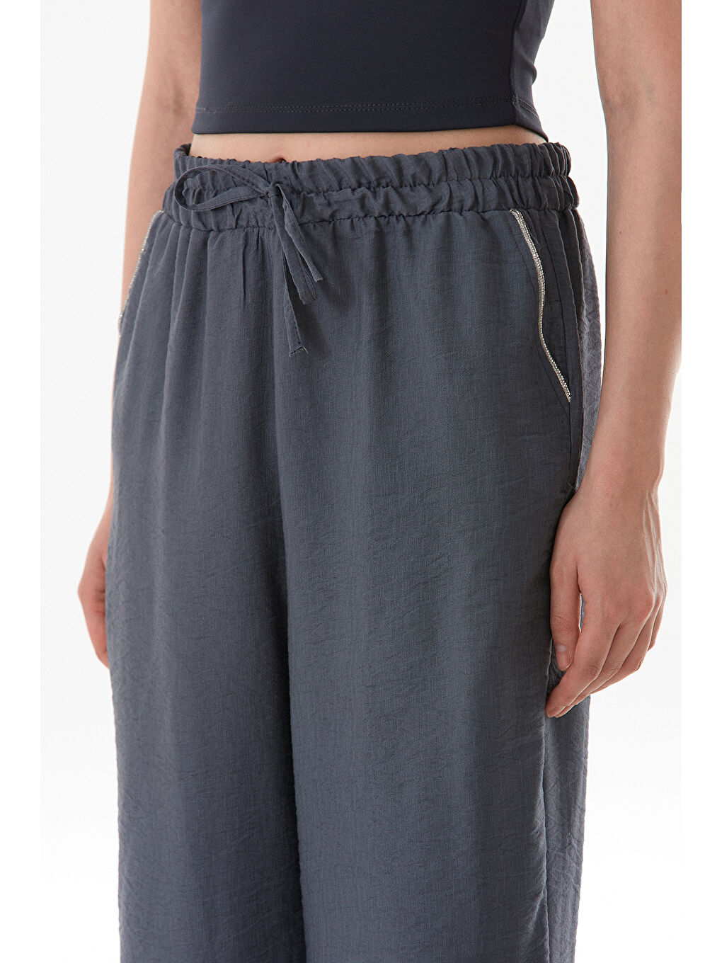 Antrasit Cebi Taş Detaylı Beli Lastikli Palazzo Pantolon-4