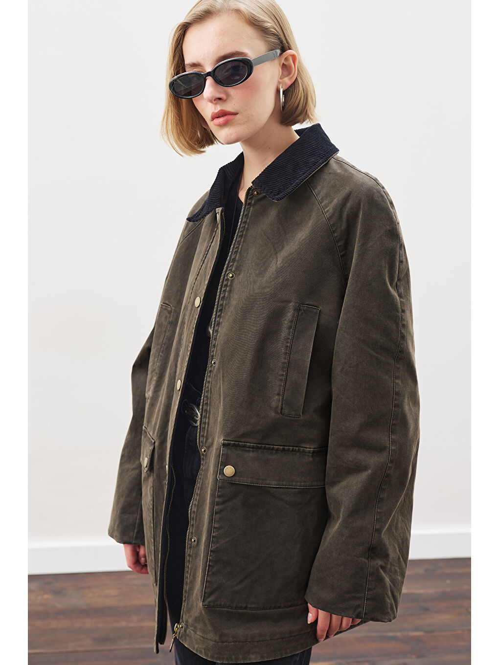 Oversıze Kontrast Yakalı Parka Boz Gri-3