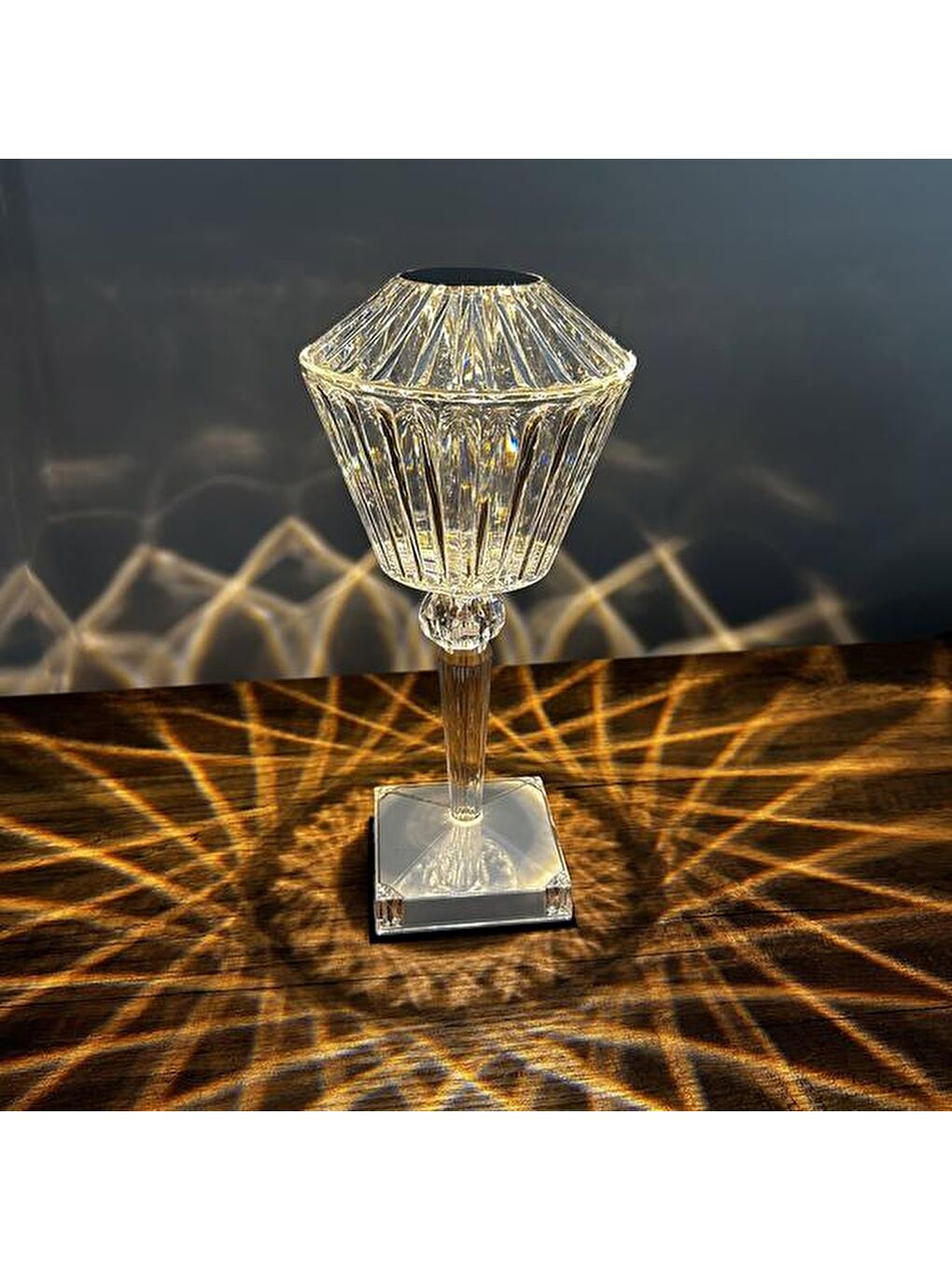 Renksiz Rose Diamond Şarjlı Kristal Led Masa Lambası - Şeffaf - 28,5 cm-2