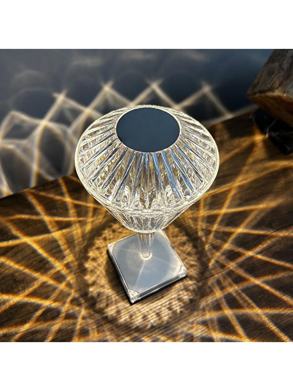 Renksiz Rose Diamond Şarjlı Kristal Led Masa Lambası - Şeffaf - 28,5 cm-3