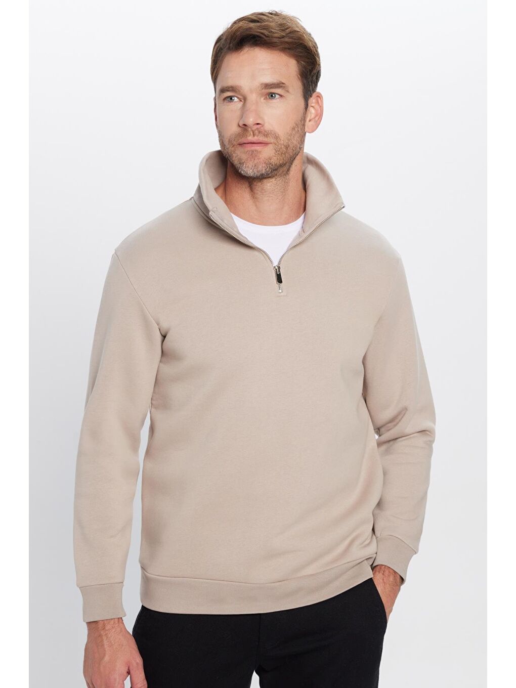 Bej Unisex Relax Fit Rahat Kesim Pamuklu İçi Polarlı Yarım Fermuarlı Taş Renk Dik Yaka Sweatshirt-4