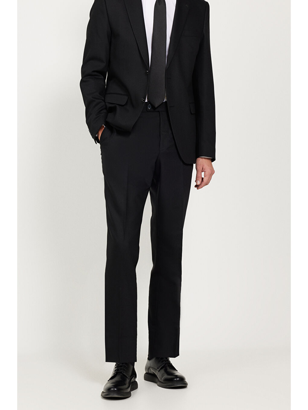 Erkek Siyah Regular Fit Geniş Kesim Mono Yaka Armürlü Takım Elbise-5