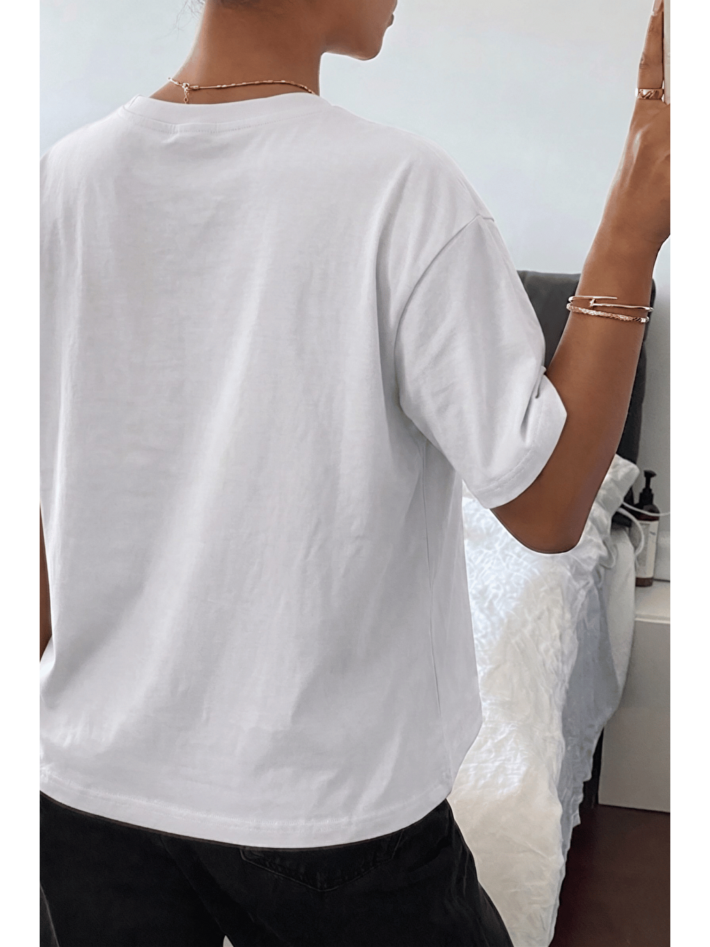 Beyaz Kadın Tişört Gri Bisiklet Yaka Basic Tişört %100 Pamuk Rahat Kalıp T-shirt BASIC-KADIN-2