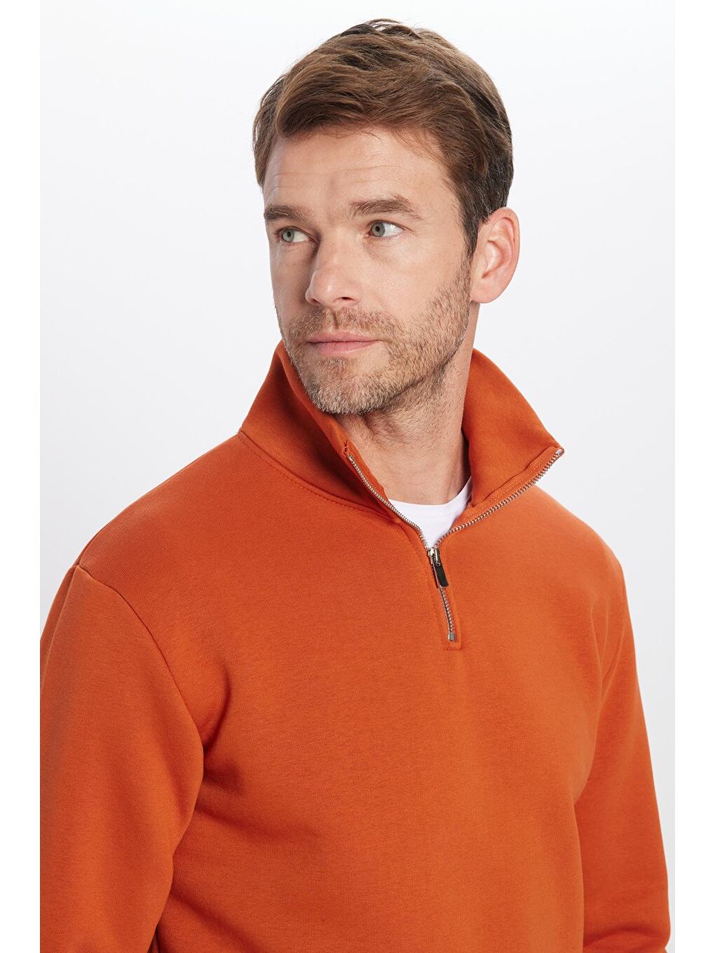 Kahverengi Unisex Relax Fit Rahat Kesim Pamuklu İçi Polarlı Yarım Fermuarlı Kiremit Renk Dik Yaka Sweatshirt