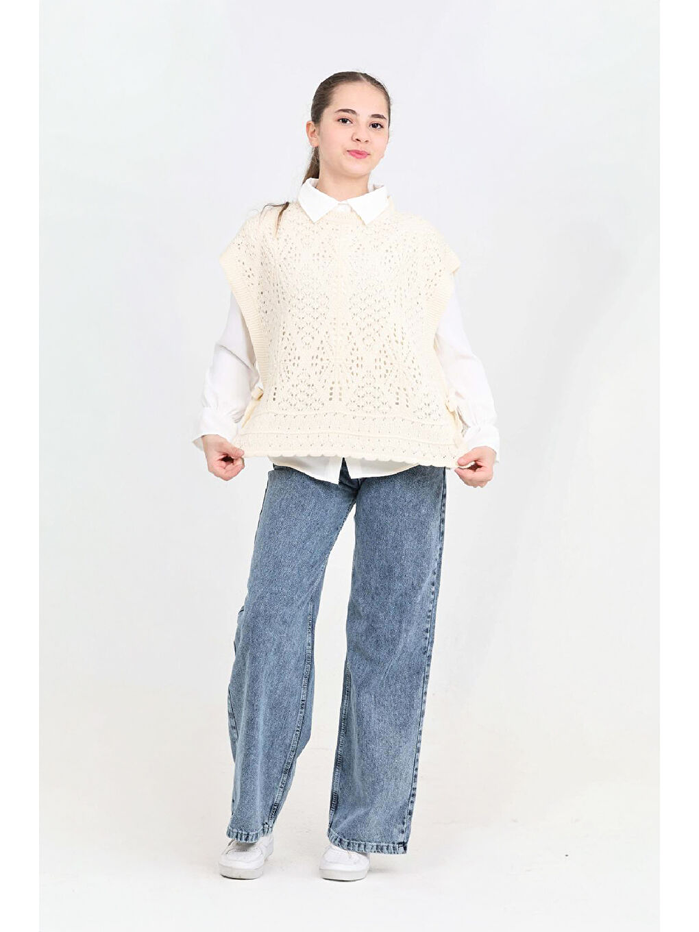 Beyaz Kız Çocuk 3'lü Jean Takım (Pantolon+Gömlek+Triko Yelek) 5-15 Yaş 12545-1