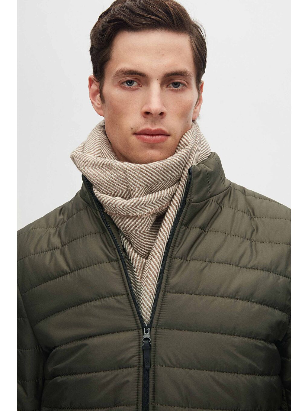 Slim Fit Haki Rüzgar Geçirmez Elyaf Dolgulu Şişme Mont-1