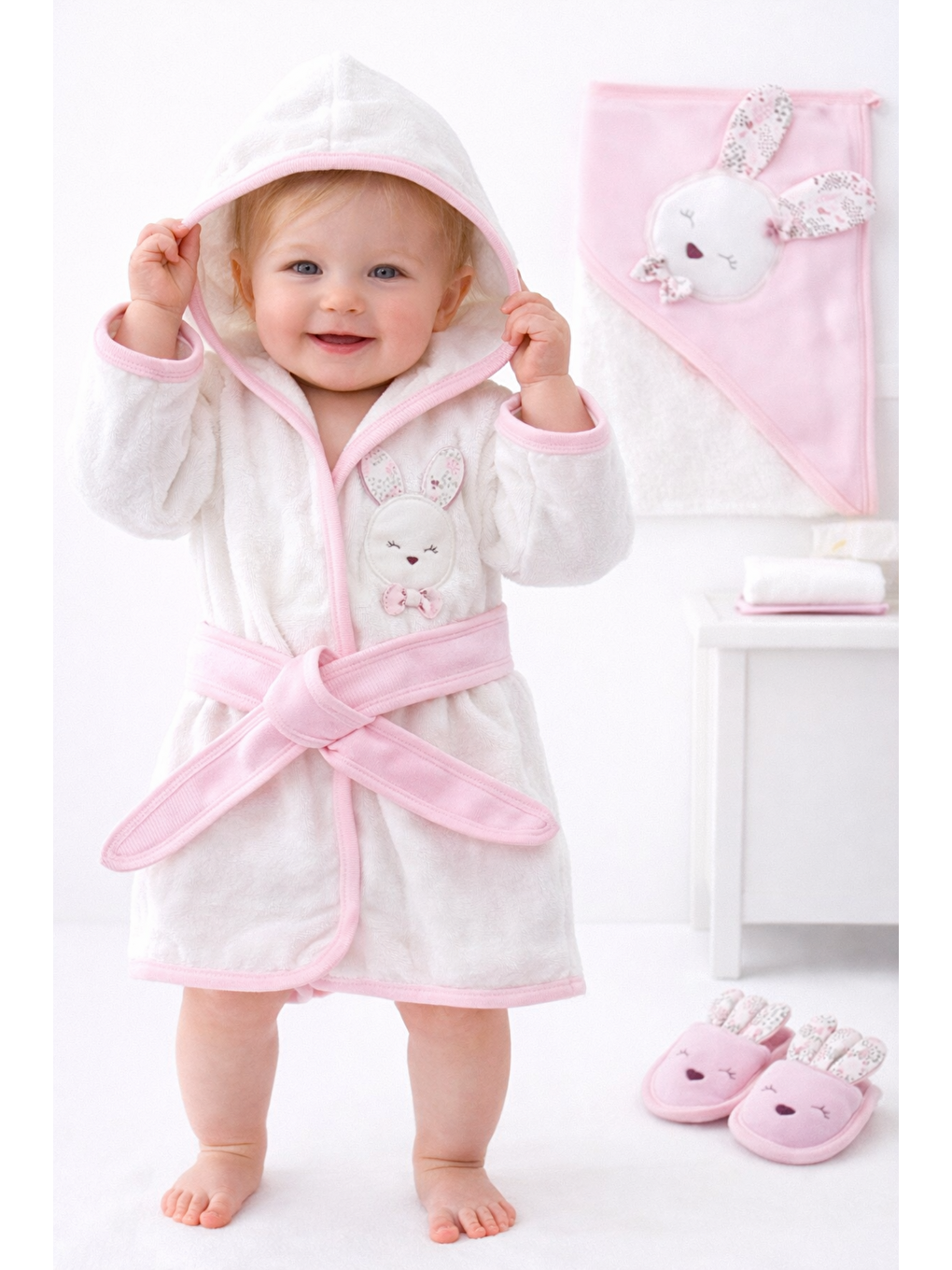 Pembe Kutulu Lüx 0-24 ay Bebek Havlu Bornoz Seti 4 Parça Unisex Tavşanlı Terlik Dahil-1