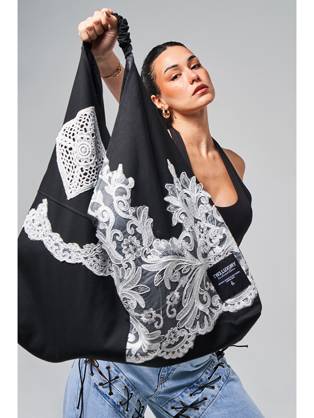 Kadın Siyah Renk Dantel Detaylı Askılı Tasarım Çanta-1
