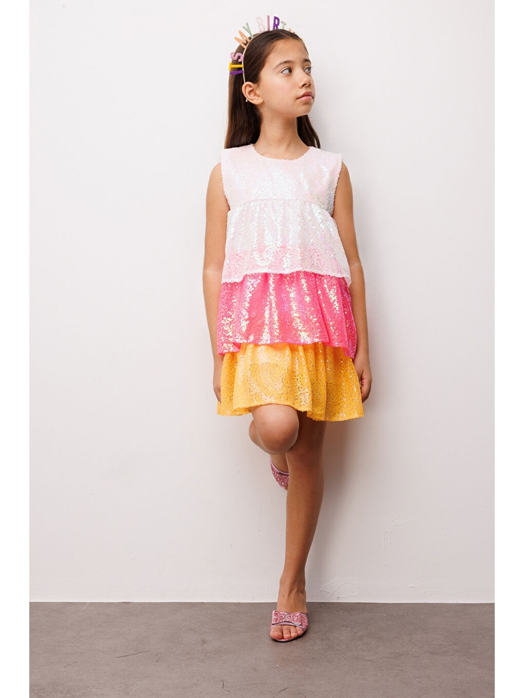 Beyaz Pullu Katlı Kız Çocuk Elbise - Lily-2