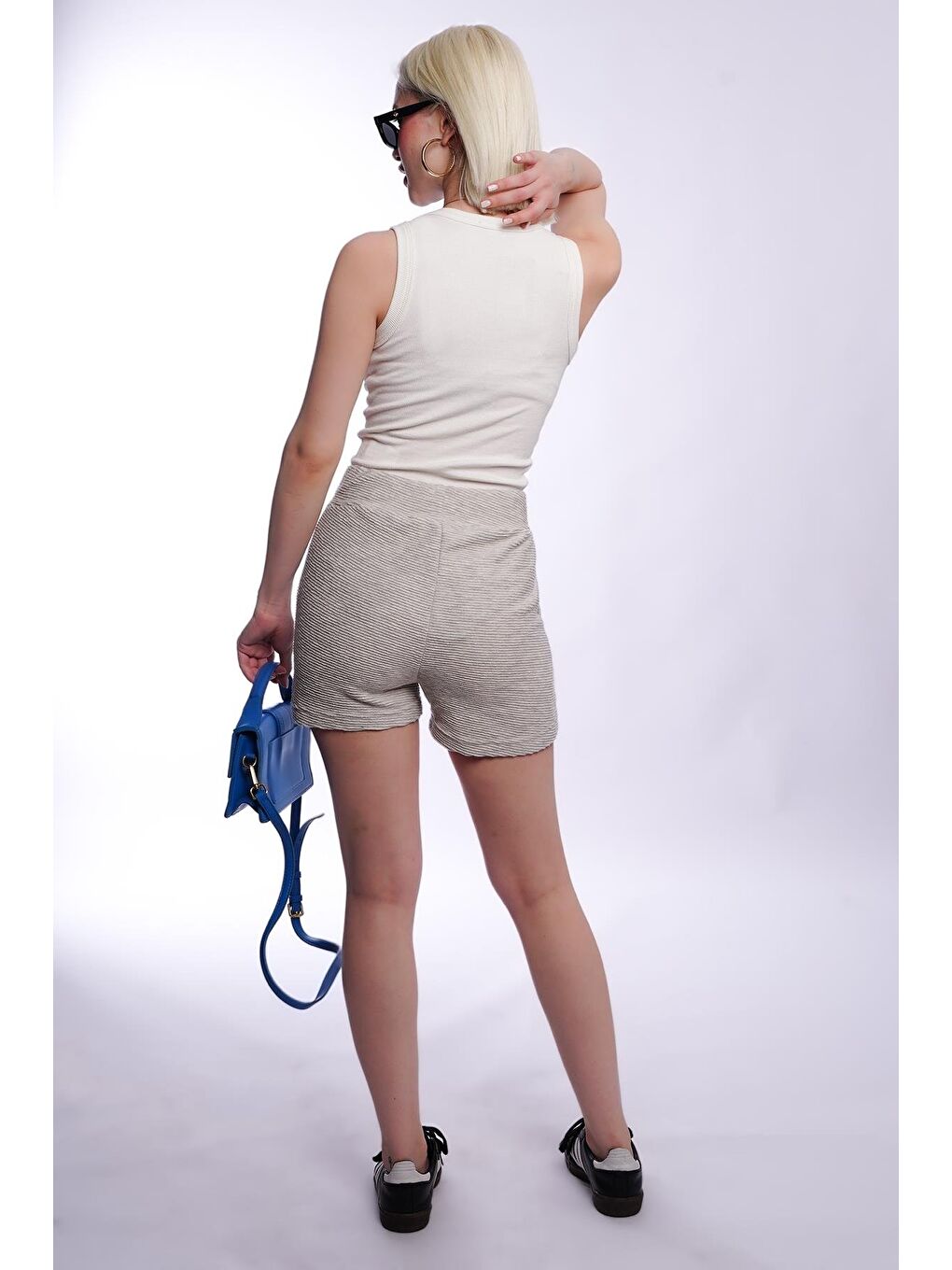 Gri Kaşkorse Kumaş Kadın Şort Mg572-3