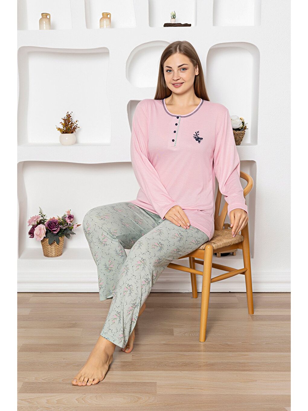 Yeşil Büyük Beden Çiçek Desenli Uzun Kollu Pijama Takımı