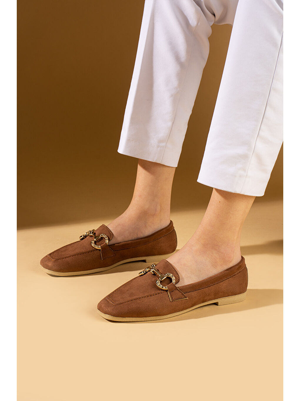 Kahverengi Gold Tokalı Küt Burun Rahat Taban Kadın Babet 81-90-25Süet-1