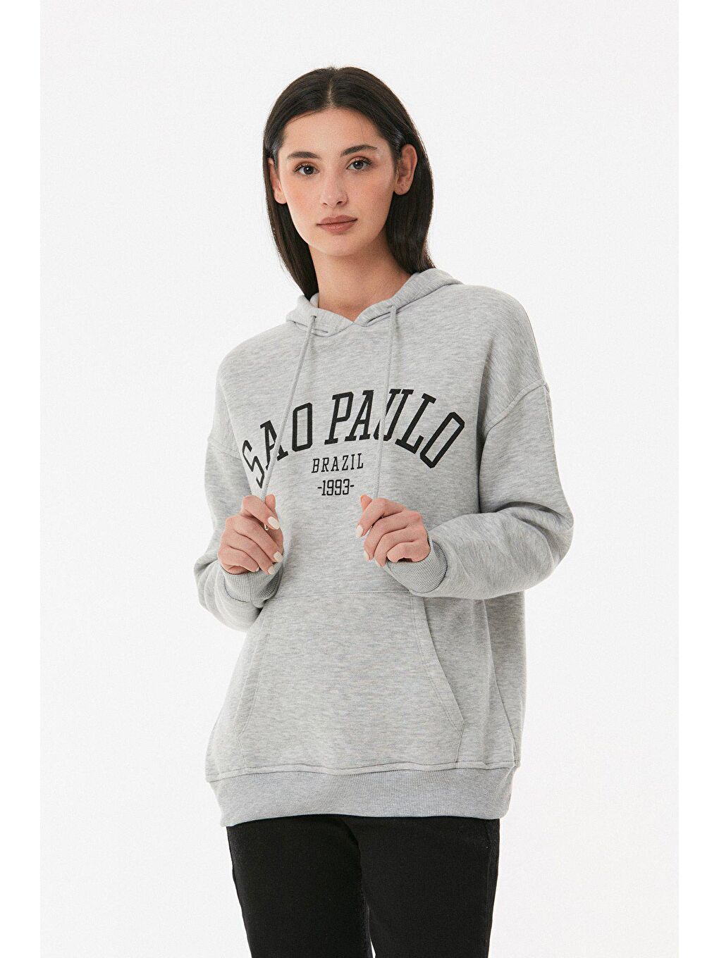 Gri Yazı Baskılı Kanguru Cepli Kapüşonlu Sweatshirt