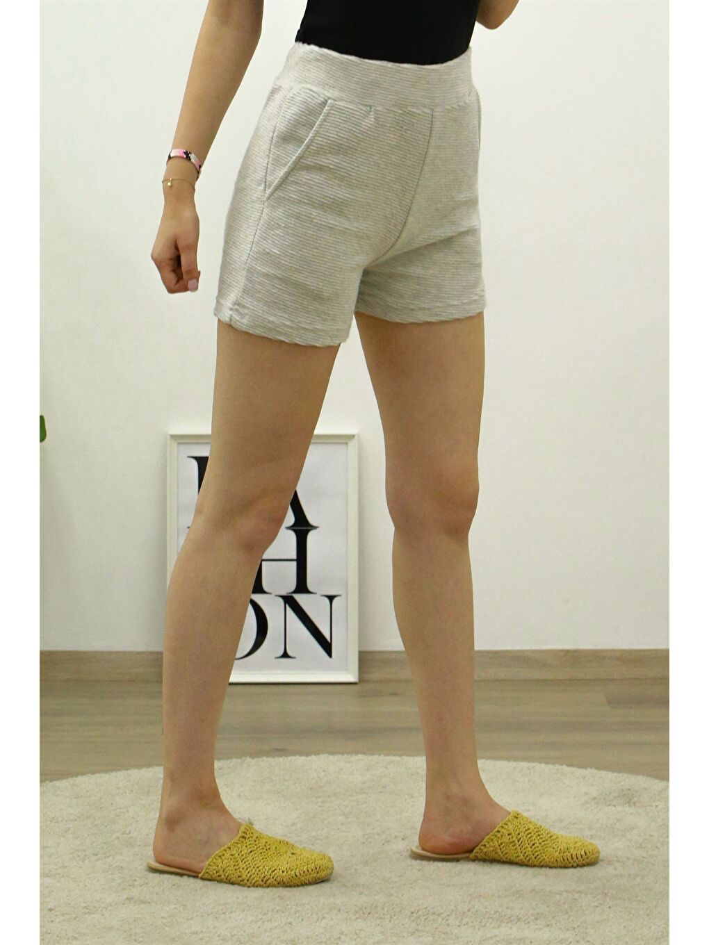 Gri Kaşkorse Kumaş Kadın Şort Mg572-9