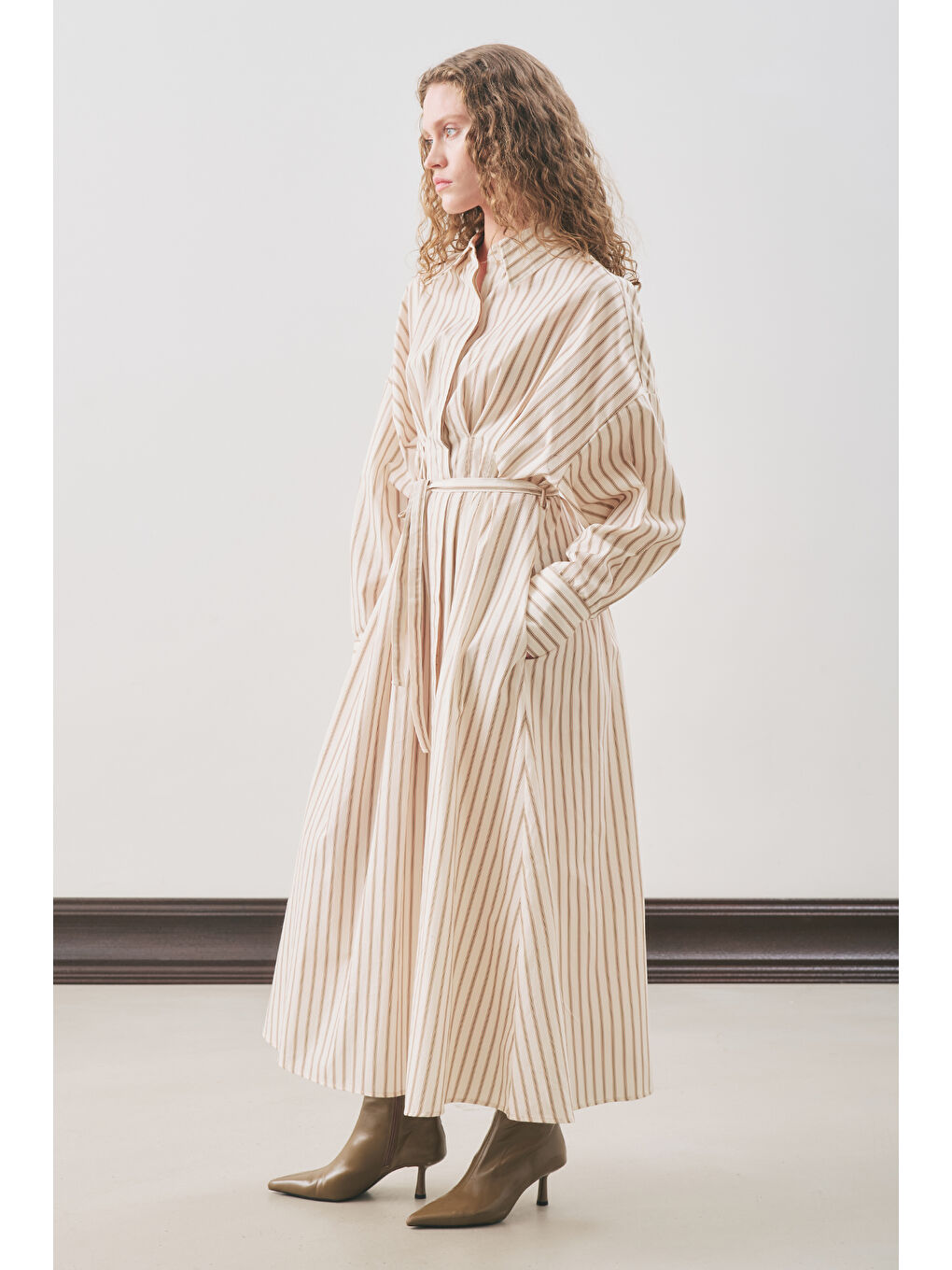 Pile Detaylı Gömlek Elbise Bej Çizgili-3