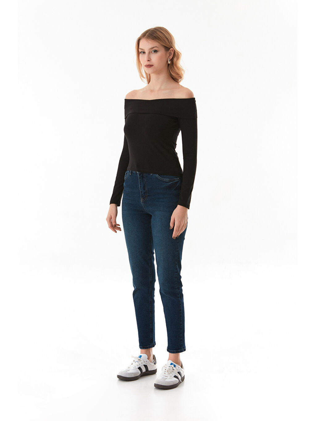 Siyah Basic Madonna Yaka Bluz-2
