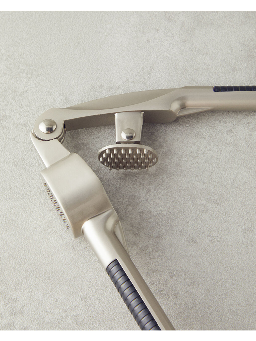 Rowena Metal Sarımsak Ezici Mutfak Gereci 16 cm Siyah-3