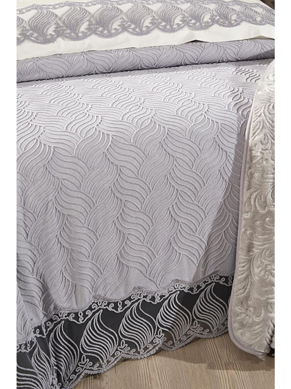 Karışık Anka 10 Parça Battaniyeli Çeyiz Seti Gri-1