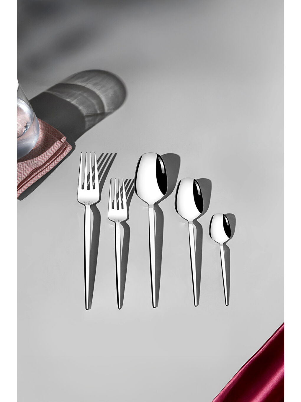 Gri Milas Sade 6 Kişilik 30 Parça Kutulu Çatal Kaşık Takımı