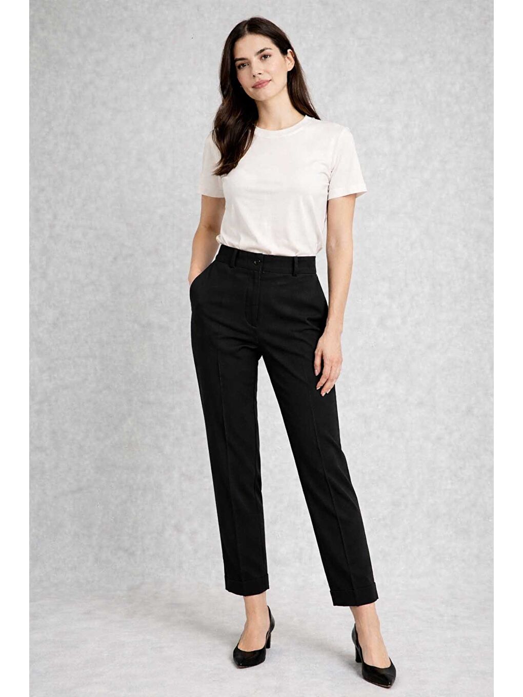 Büyük Beden Kadın Yırtmaç Detay Bilek Boy Kumaş Pantolon 07 Siyah-2