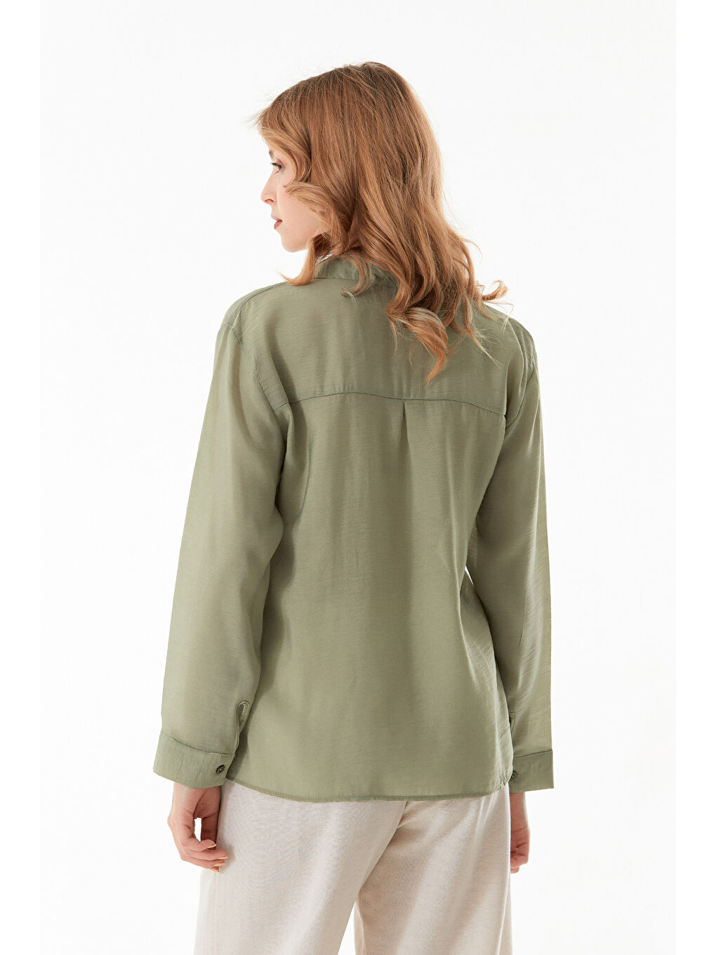 Haki Basic V Yaka Tek Cepli Gömlek-4